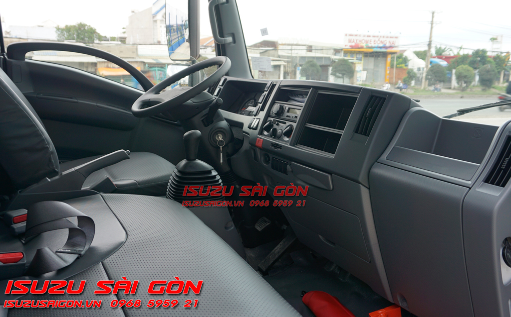 Xe Tải Isuzu 2T4 QKR210 QMR77HE5A Mui Bạt | Xe Isuzu 2.4 Tấn Mui Bạt 8